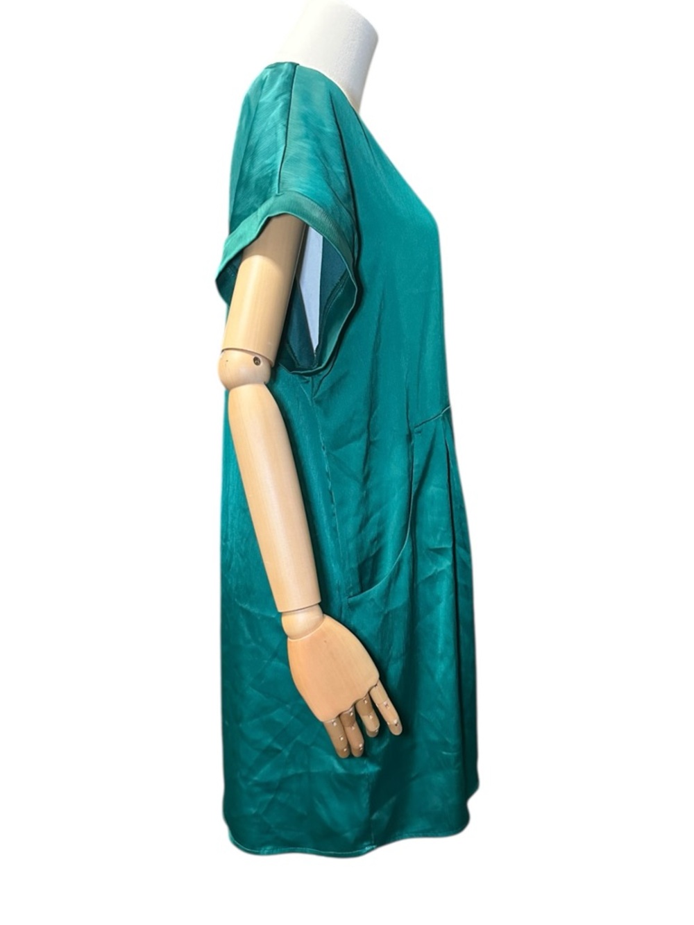 entro Emerald Green Short Sleeve Shift Dress - Picture 4 of 7